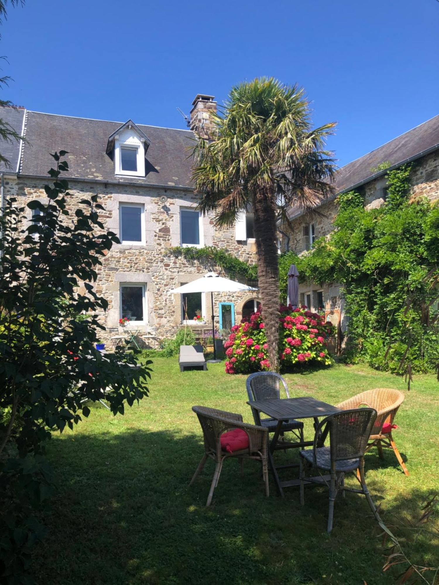 Magnifique Longere Du Cotentin Heugueville-sur-Sienne Exteriör bild